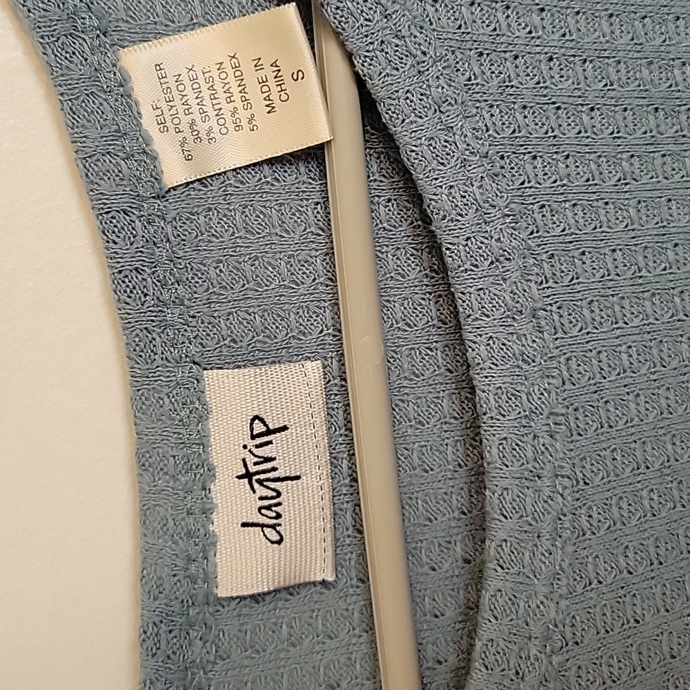 Blue Shirt - Picture 4 of 5